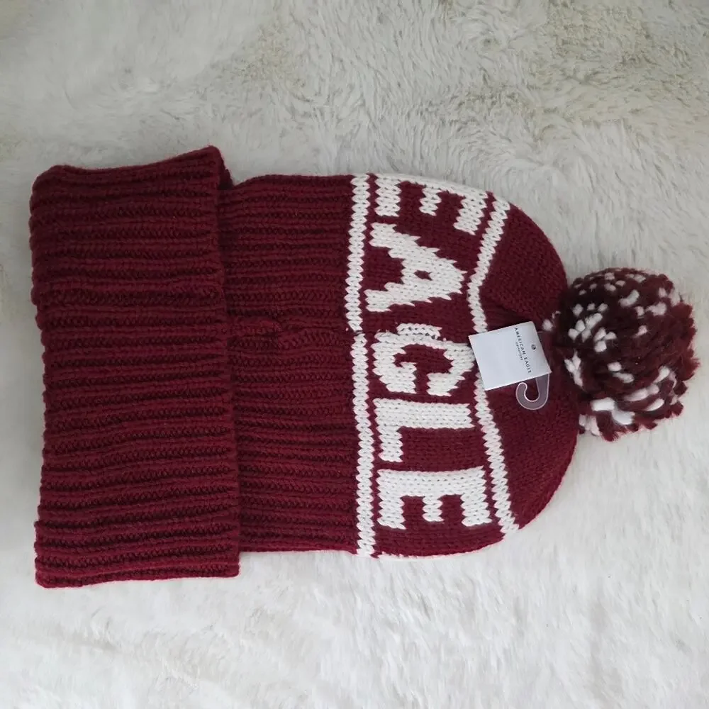 American Eagle Maroon White Pom Pom Beanie NWT Wool Blend Chunky Knit Winter Hat